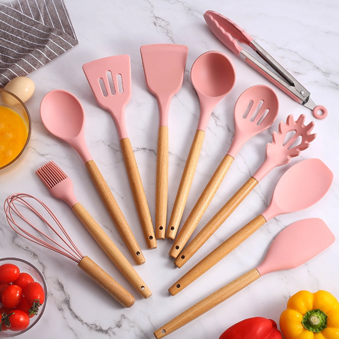 Conjunto de Utensílios de Cozinha 12Pçs - Silicone e Cabo de Madeira - Rosa/ Madeira