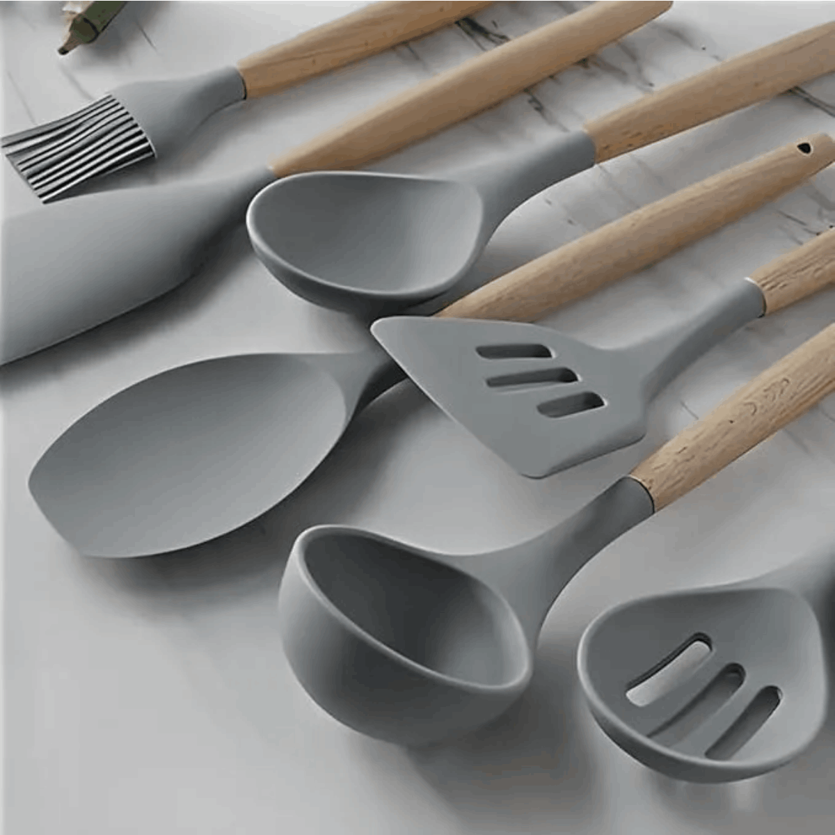 Kit Utensílios de Cozinha 19 Peças – Cinza e Madeira