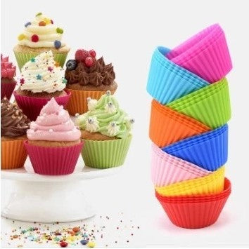 Kit com 12 Mini Formas de Silicone para Cupcakes